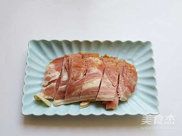 培根炒秋葵的做法-家常味炒菜譜-易網(wǎng)健康養(yǎng)生網(wǎng) 培根炒秋葵的做法-家常味炒菜譜