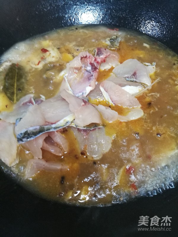 家常水煮魚的做法-麻辣味煮菜譜