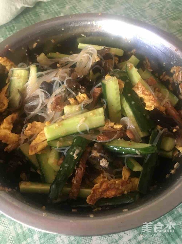 花樣拌黃瓜的做法-家常味拌菜譜-易網(wǎng)健康養(yǎng)生網(wǎng) 花樣拌黃瓜的做法-家常味拌菜譜