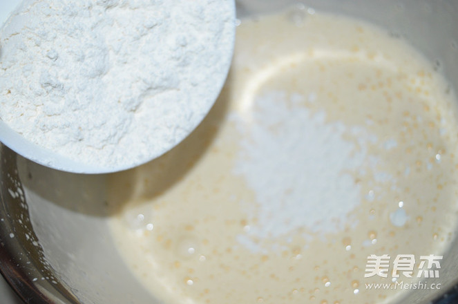 好吃不上火的蔓越莓蒸蛋糕的做法-甜味蒸菜譜-易網健康養生網 好吃不上火的蔓越莓蒸蛋糕的做法-甜味蒸菜譜