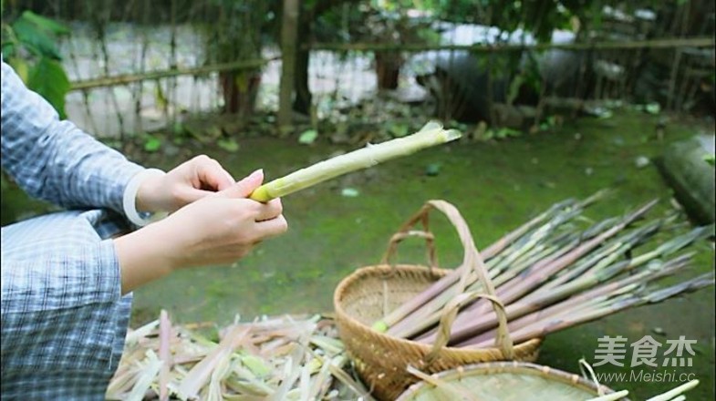 筍干炒回鍋肉的做法-家常味炒菜譜-易網(wǎng)健康養(yǎng)生網(wǎng) 筍干炒回鍋肉的做法-家常味炒菜譜