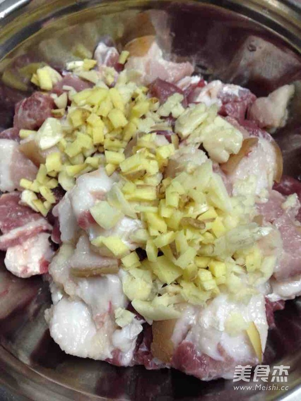 粉蒸肉的做法-醬香味蒸菜譜