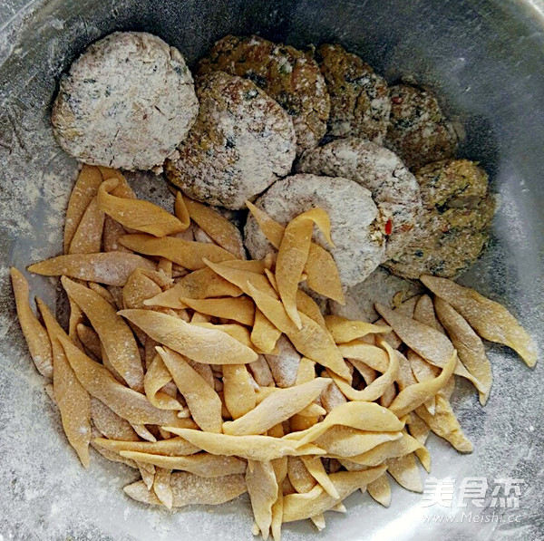 山西玉米面蒸餃的做法-家常味蒸菜譜