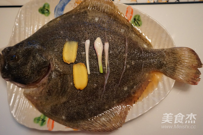 清蒸多寶魚的做法-家常味蒸菜譜-易網健康養生網 清蒸多寶魚的做法-家常味蒸菜譜