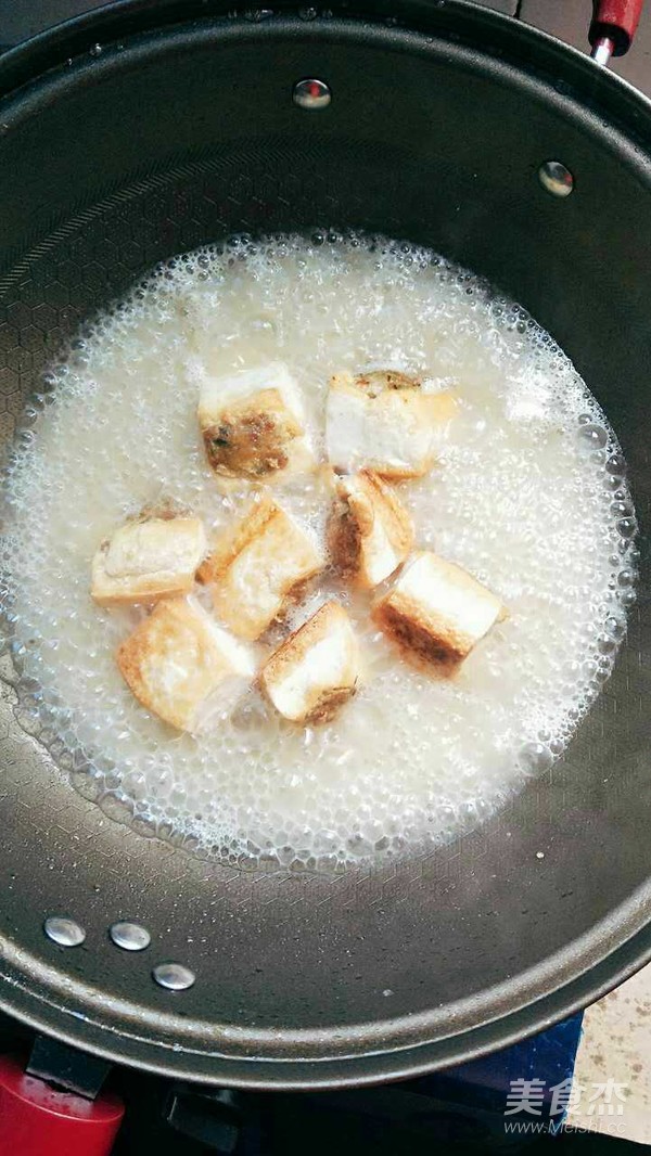 豆腐盒子的做法-蔥香味煲菜譜-易網(wǎng)健康養(yǎng)生網(wǎng) 豆腐盒子的做法-蔥香味煲菜譜