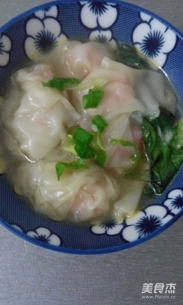 西紅柿青菜小餛飩的做法-咸鮮味煮菜譜-易網健康養生網 西紅柿青菜小餛飩的做法-咸鮮味煮菜譜