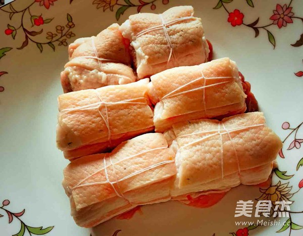 東坡肉的做法-咸鮮味砂鍋菜譜-易網(wǎng)健康養(yǎng)生網(wǎng) 東坡肉的做法-咸鮮味砂鍋菜譜
