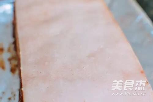 脆皮燒肉的做法-咸鮮味烤菜譜-易網<a href=http://www.aoa7937.com/ target=_blank class=infotextkey>健康養(yǎng)生</a>網 脆皮燒肉的做法-咸鮮味烤菜譜