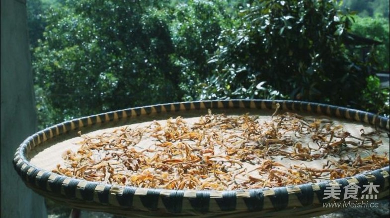 筍干炒回鍋肉的做法-家常味炒菜譜-易網(wǎng)健康養(yǎng)生網(wǎng) 筍干炒回鍋肉的做法-家常味炒菜譜