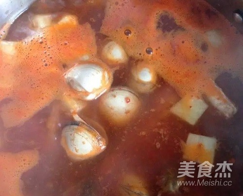 用潮白黑魚做韓國辣魚湯的做法-香辣味煮菜譜-易網健康養(yǎng)生網 用潮白黑魚做韓國辣魚湯的做法-香辣味煮菜譜