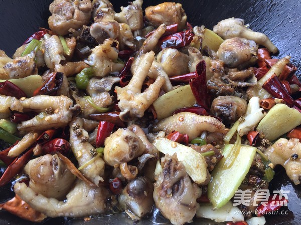 辣子雞爪的做法-香辣味炒菜譜-易網(wǎng)健康養(yǎng)生網(wǎng) 辣子雞爪的做法-香辣味炒菜譜