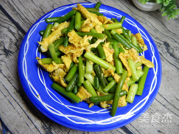 蒜苔炒雞蛋的做法-咸鮮味炒菜譜-易網健康養生網 蒜苔炒雞蛋的做法-咸鮮味炒菜譜