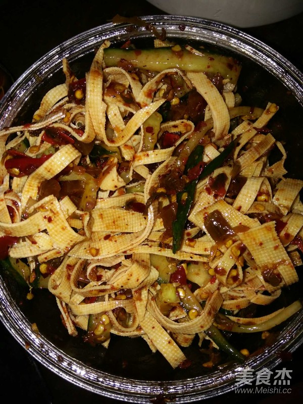涼拌豆皮的做法-麻辣味煮菜譜-易網(wǎng)健康養(yǎng)生網(wǎng) 涼拌豆皮的做法-麻辣味煮菜譜