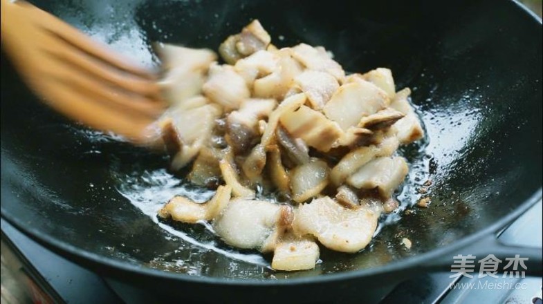 筍干炒回鍋肉的做法-家常味炒菜譜-易網(wǎng)健康養(yǎng)生網(wǎng) 筍干炒回鍋肉的做法-家常味炒菜譜