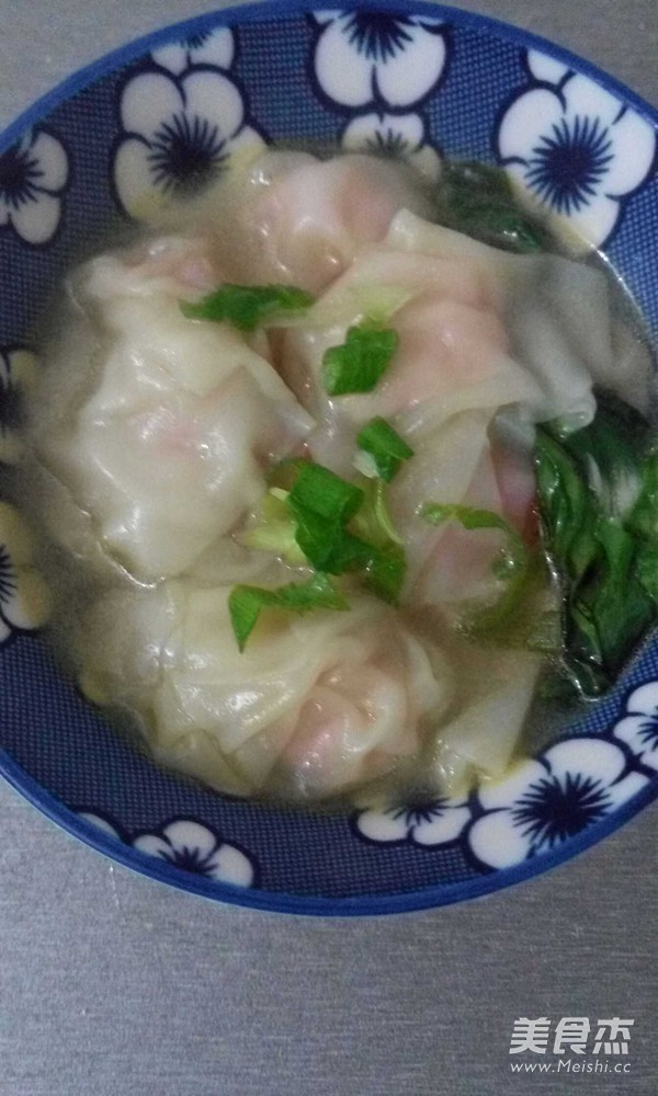西紅柿青菜小餛飩的做法-咸鮮味煮菜譜