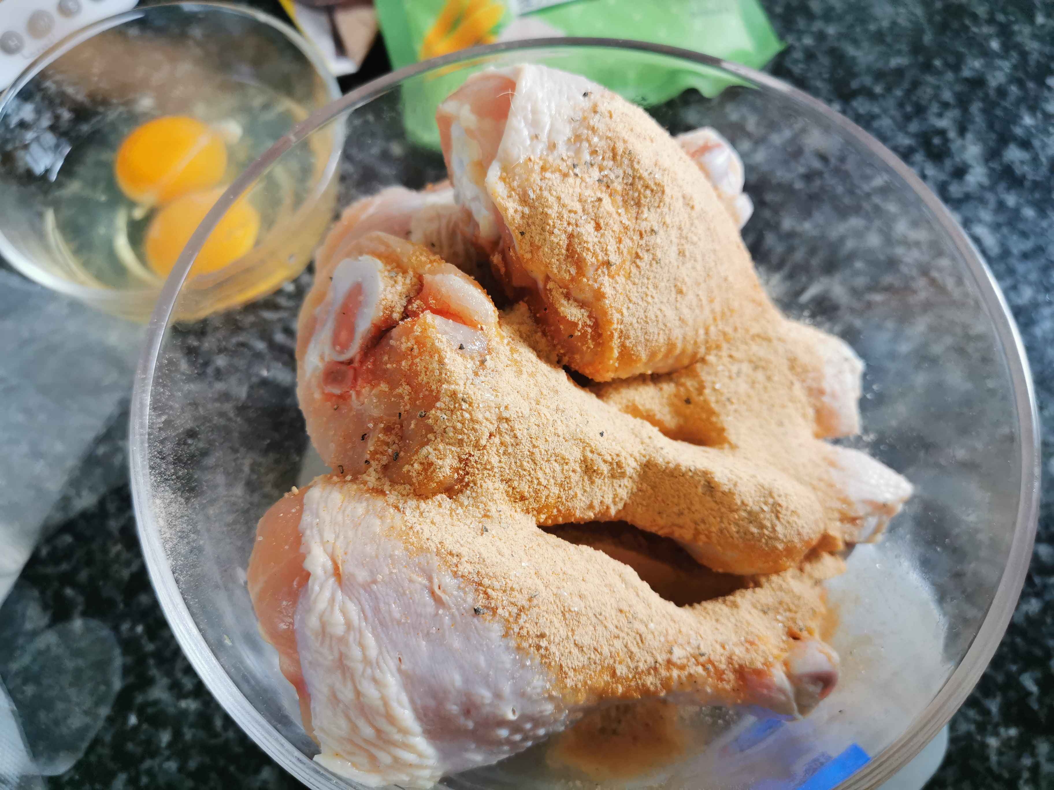 脆皮雞腿的做法-黑椒味炸菜譜-易網(wǎng)健康養(yǎng)生網(wǎng) 脆皮雞腿的做法-黑椒味炸菜譜