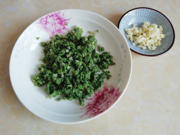 刺嫩芽煎蛋的做法-香辣味煎菜譜-易網健康養生網 刺嫩芽煎蛋的做法-香辣味煎菜譜
