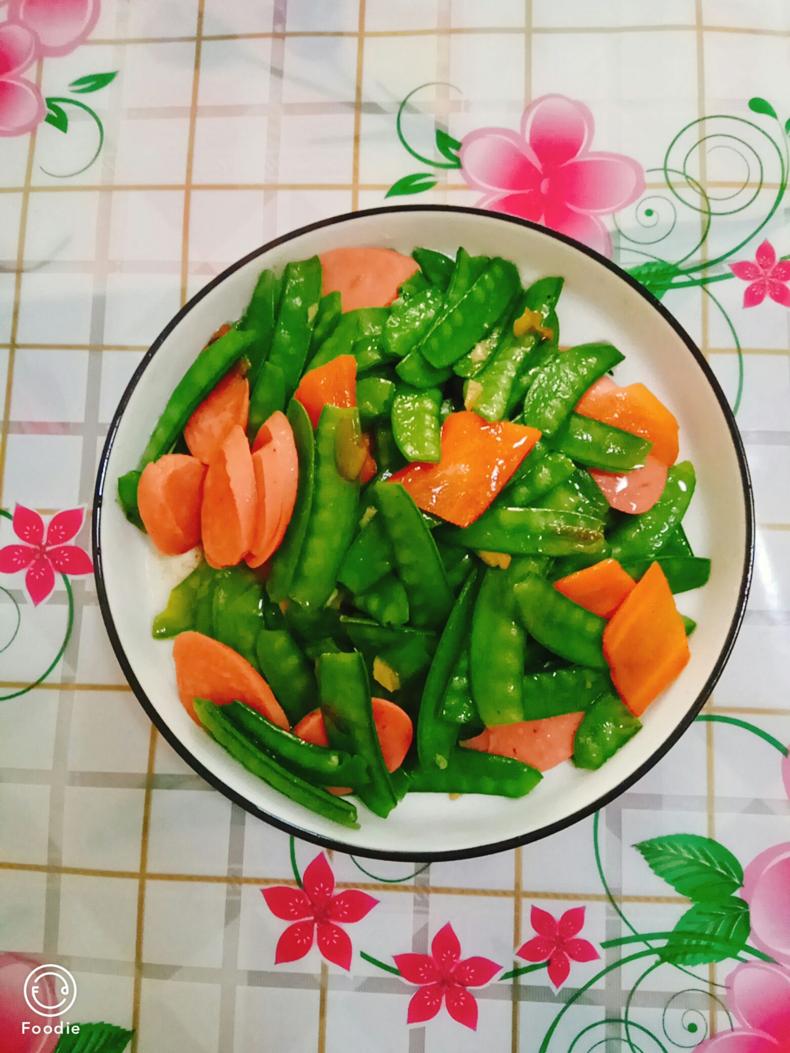 荷蘭豆火腿腸的做法-家常味炒菜譜-易網(wǎng)健康養(yǎng)生網(wǎng) 荷蘭豆火腿腸的做法-家常味炒菜譜