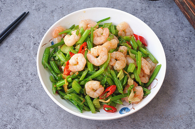 芹菜炒蝦仁的做法-家常味炒菜譜-易網(wǎng)健康養(yǎng)生網(wǎng) 芹菜炒蝦仁的做法-家常味炒菜譜