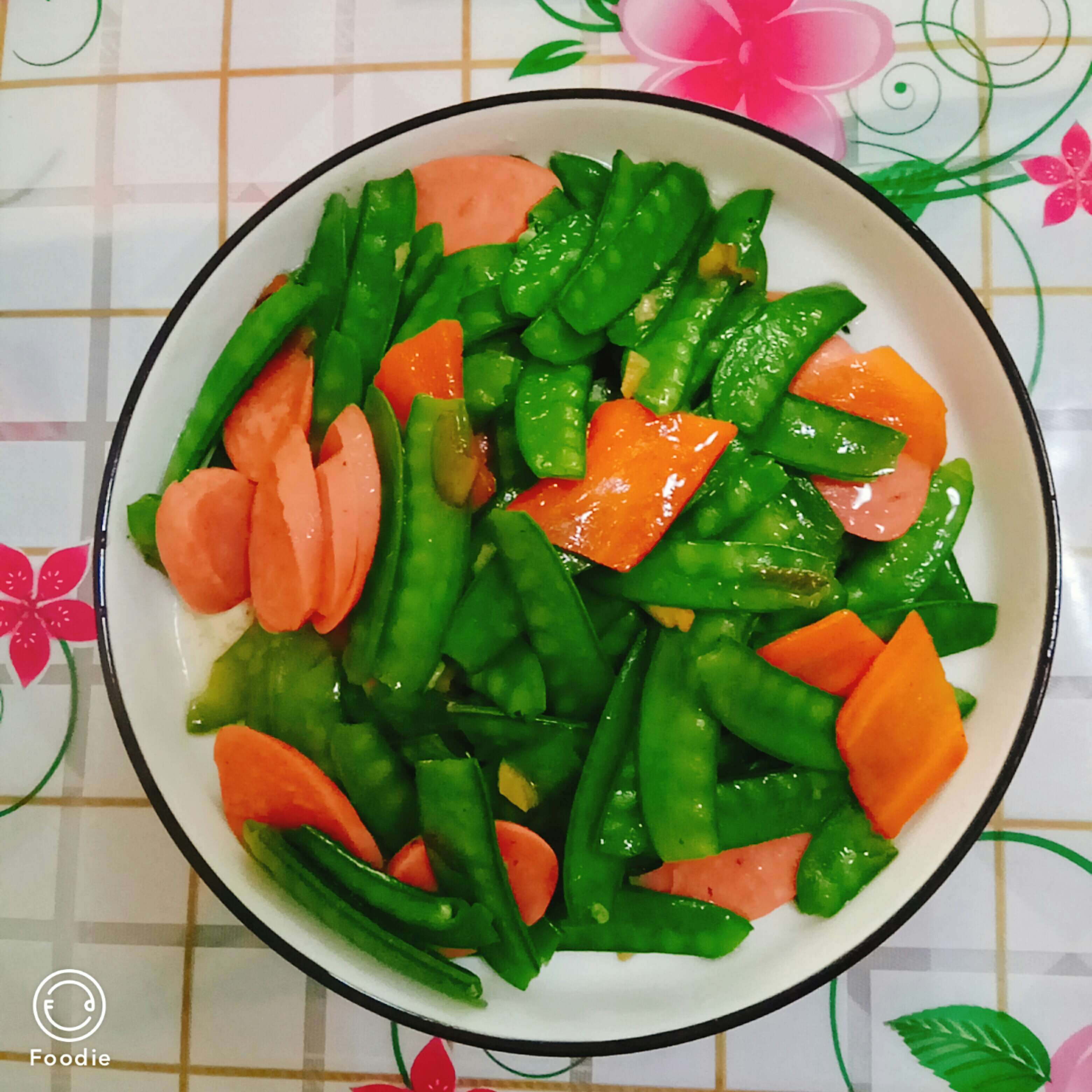 荷蘭豆火腿腸的做法-家常味炒菜譜-易網(wǎng)健康養(yǎng)生網(wǎng) 荷蘭豆火腿腸的做法-家常味炒菜譜