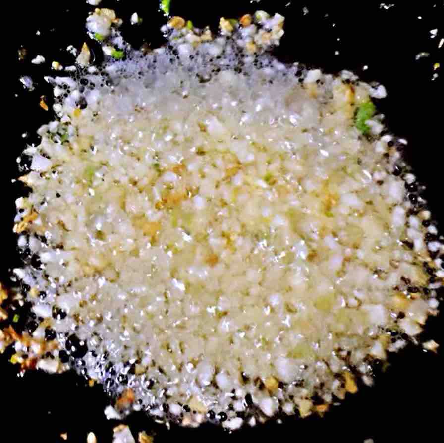 蒜蓉海蝦蒸金針菇的做法-家常味蒸菜譜-易網(wǎng)健康養(yǎng)生網(wǎng) 蒜蓉海蝦蒸金針菇的做法-家常味蒸菜譜