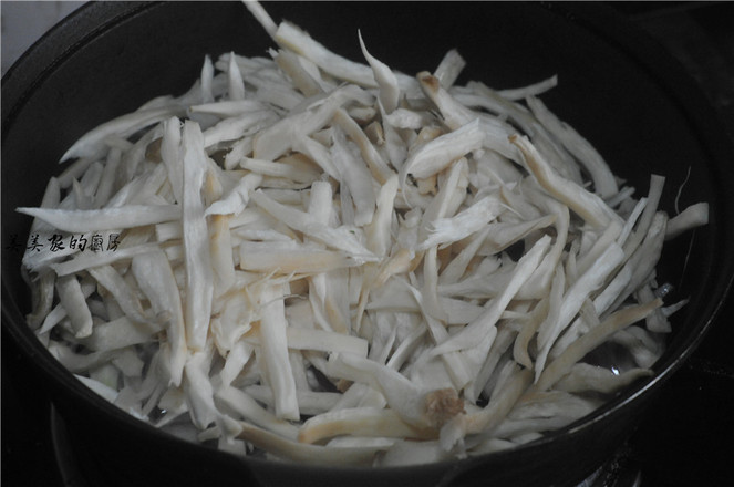 孜然杏鮑菇的做法-家常味炒菜譜-易網健康養生網 孜然杏鮑菇的做法-家常味炒菜譜