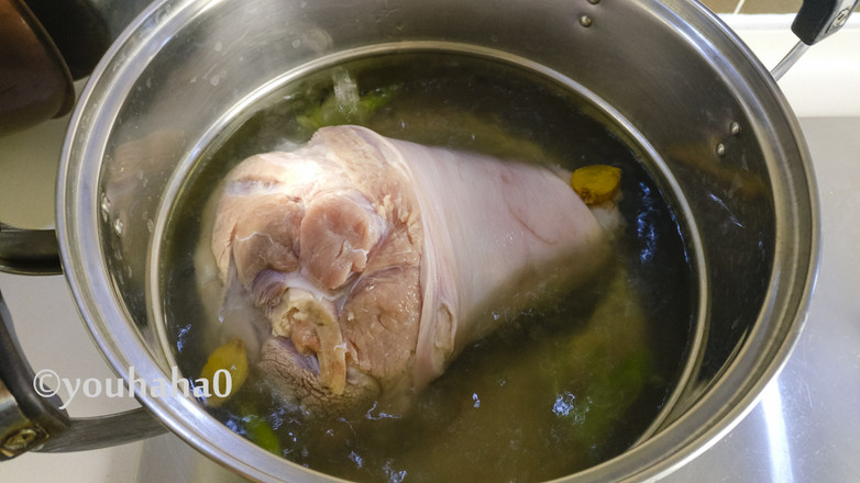 東坡發(fā)財肘子的做法-家常味燉菜譜