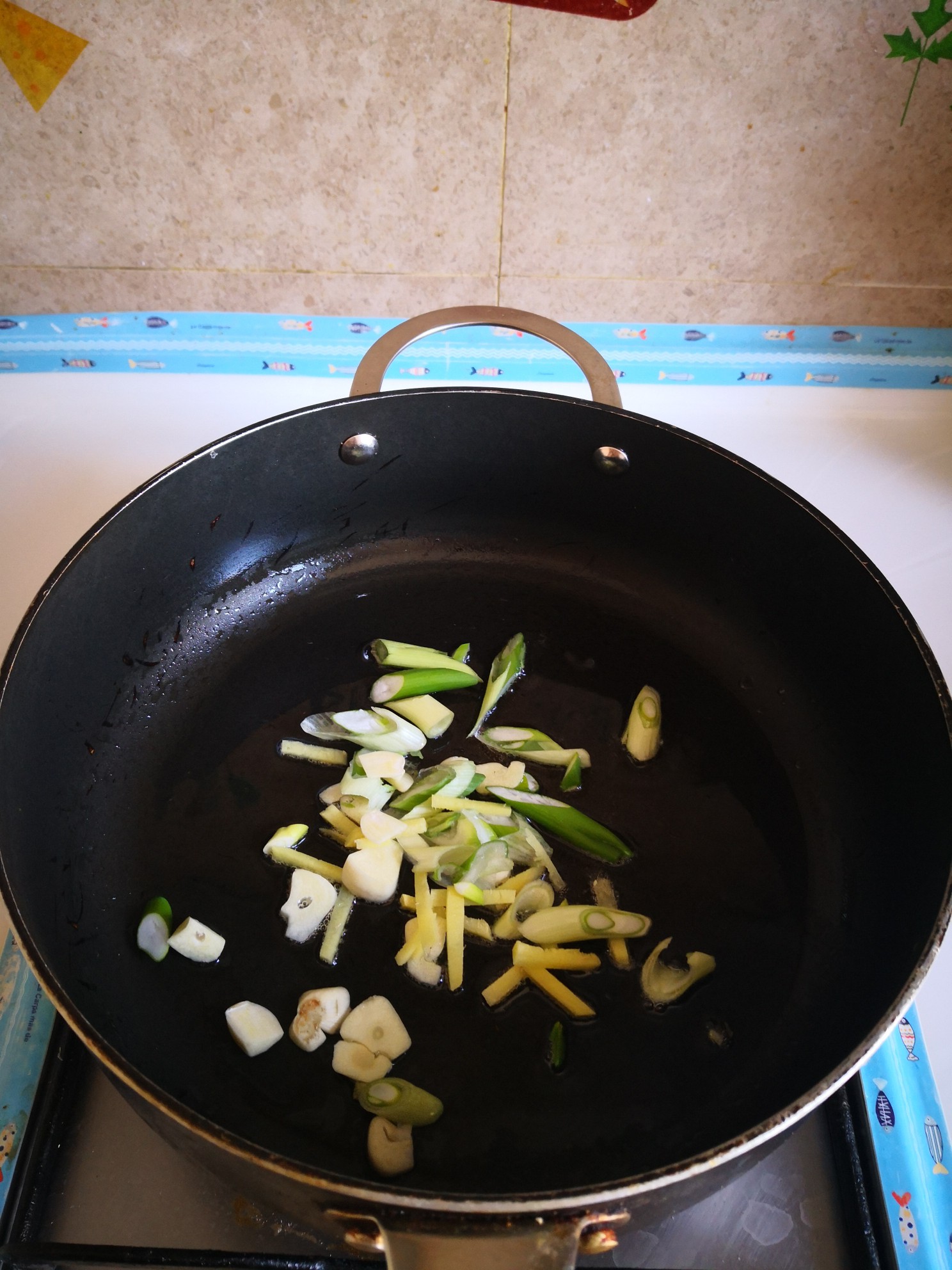 鮮蝦炒西葫蘆的做法-家常味炒菜譜
