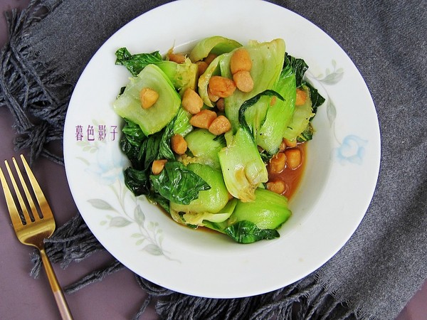 油菜炒扇貝柱的做法-咸鮮味炒菜譜-易網(wǎng)健康養(yǎng)生網(wǎng) 油菜炒扇貝柱的做法-咸鮮味炒菜譜