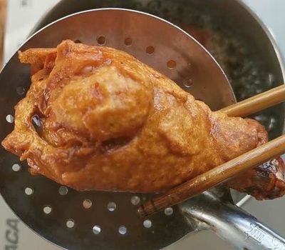 不看韓劇,也要試試這道香酥炸雞腿的做法-家常味炸菜譜-易網健康養生網 不看韓劇,也要試試這道香酥炸雞腿的做法-家常味炸菜譜