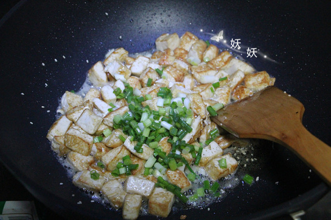 孜然小蔥煎豆腐的做法-家常味煎菜譜