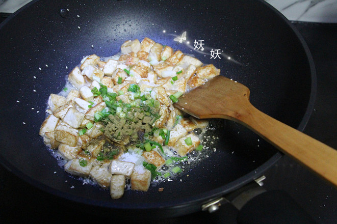 孜然小蔥煎豆腐的做法-家常味煎菜譜
