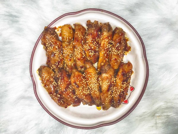 蜜汁雞翅的做法-家常味煎菜譜-易網健康養生網 蜜汁雞翅的做法-家常味煎菜譜