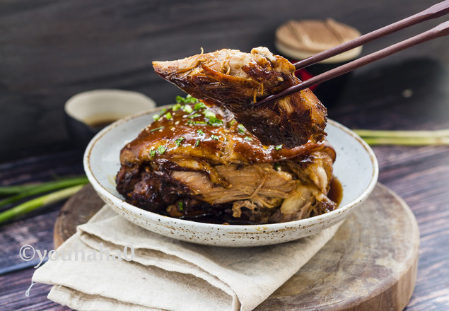 東坡發(fā)財肘子的做法-家常味燉菜譜-易網(wǎng)健康養(yǎng)生網(wǎng) 東坡發(fā)財肘子的做法-家常味燉菜譜