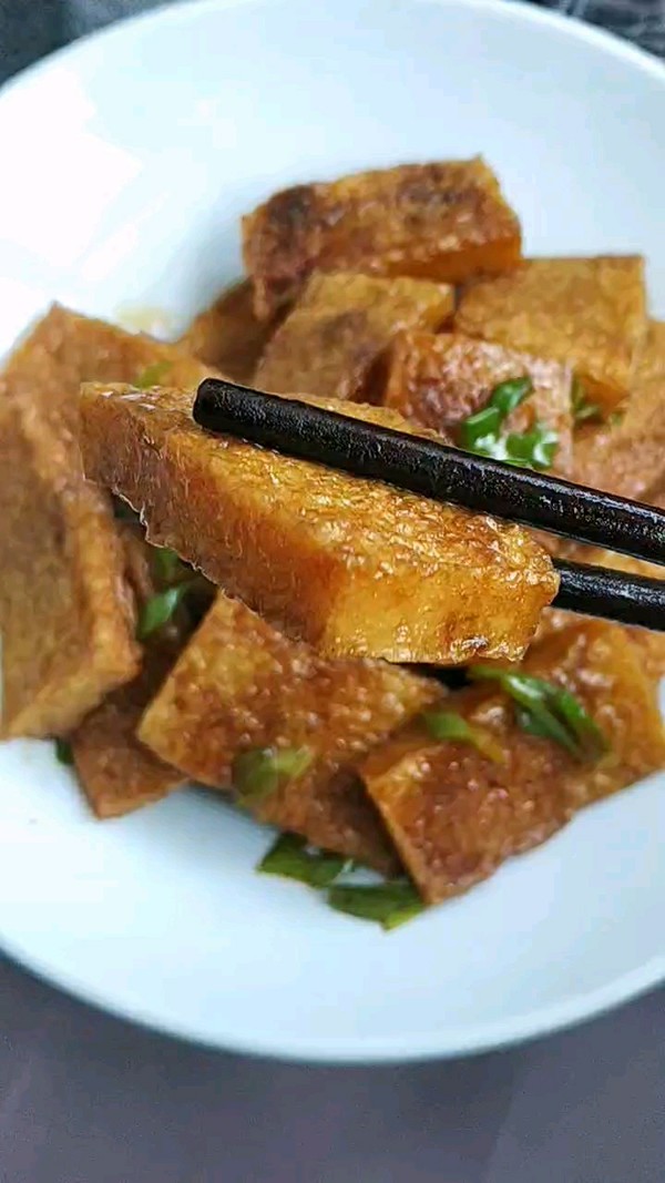醬汁煎千葉豆腐的做法-醬香味煎菜譜-易網健康養生網 醬汁煎千葉豆腐的做法-醬香味煎菜譜