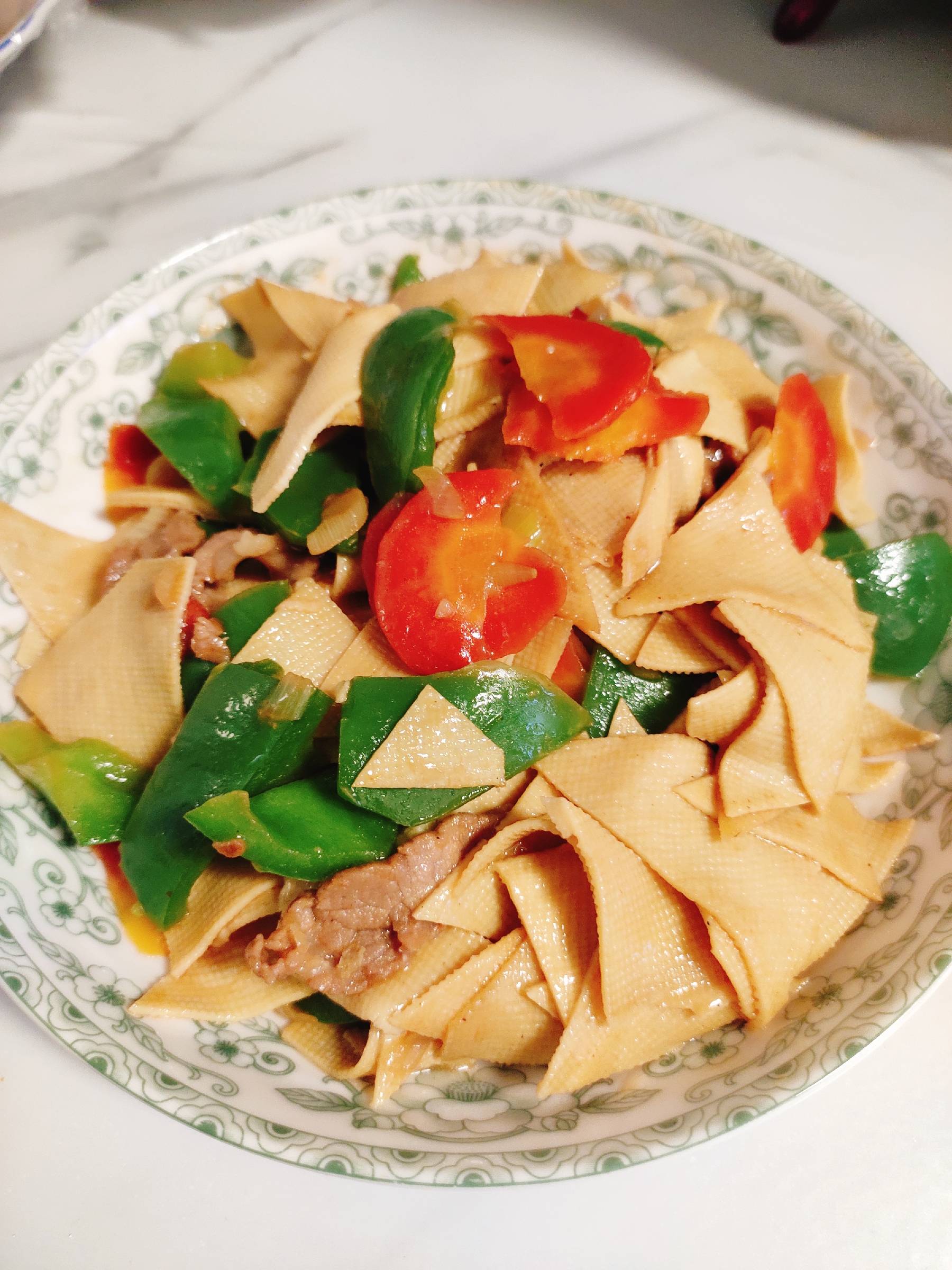肉炒干豆腐的做法-咸鮮味炒菜譜-易網(wǎng)健康養(yǎng)生網(wǎng) 肉炒干豆腐的做法-咸鮮味炒菜譜