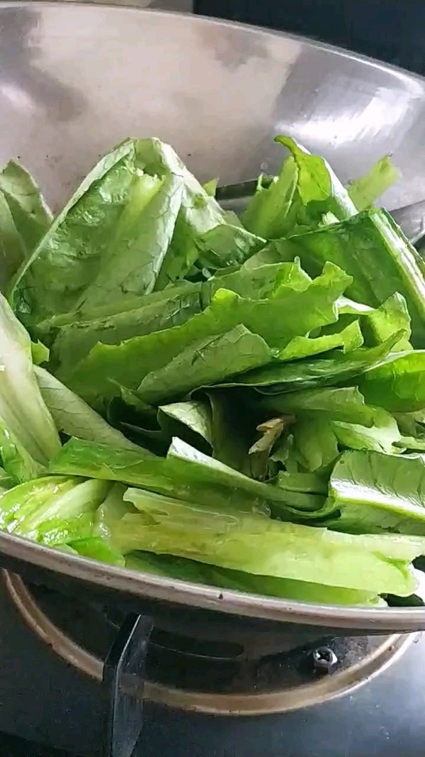 魚罐頭炒油麥菜的做法-咸鮮味炒菜譜