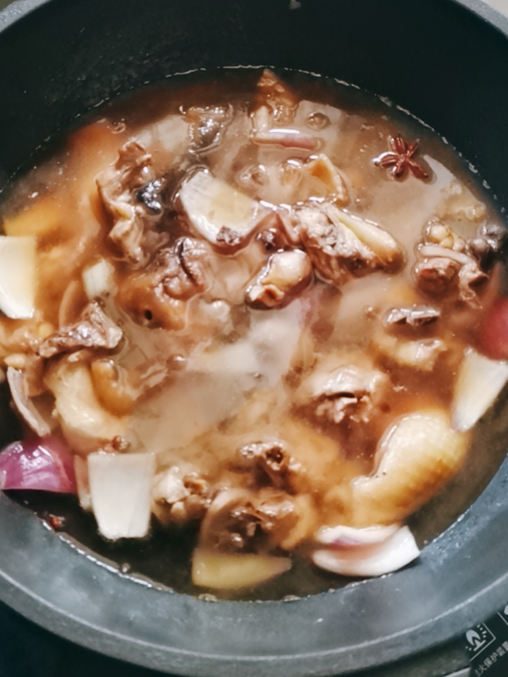 土豆燒雞塊的做法-咸鮮味燒菜譜