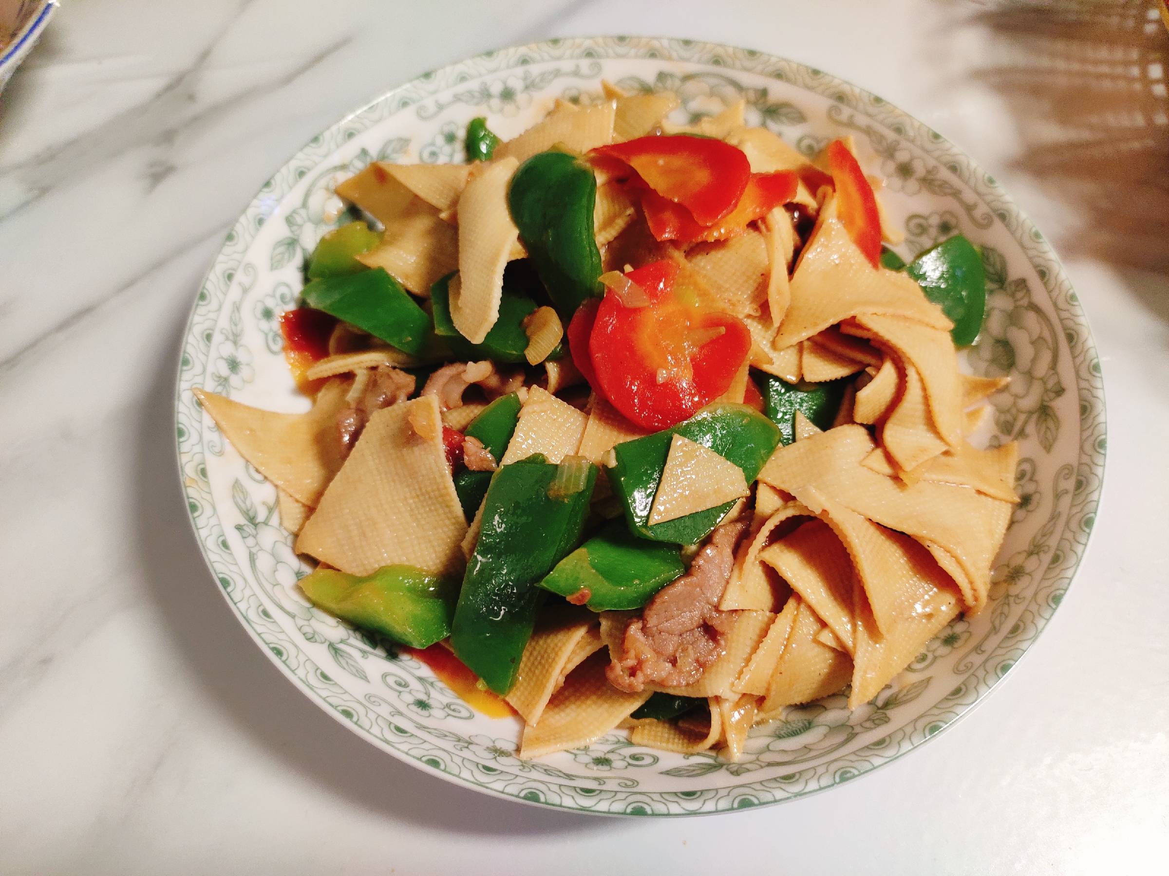 肉炒干豆腐的做法-咸鮮味炒菜譜-易網(wǎng)健康養(yǎng)生網(wǎng) 肉炒干豆腐的做法-咸鮮味炒菜譜