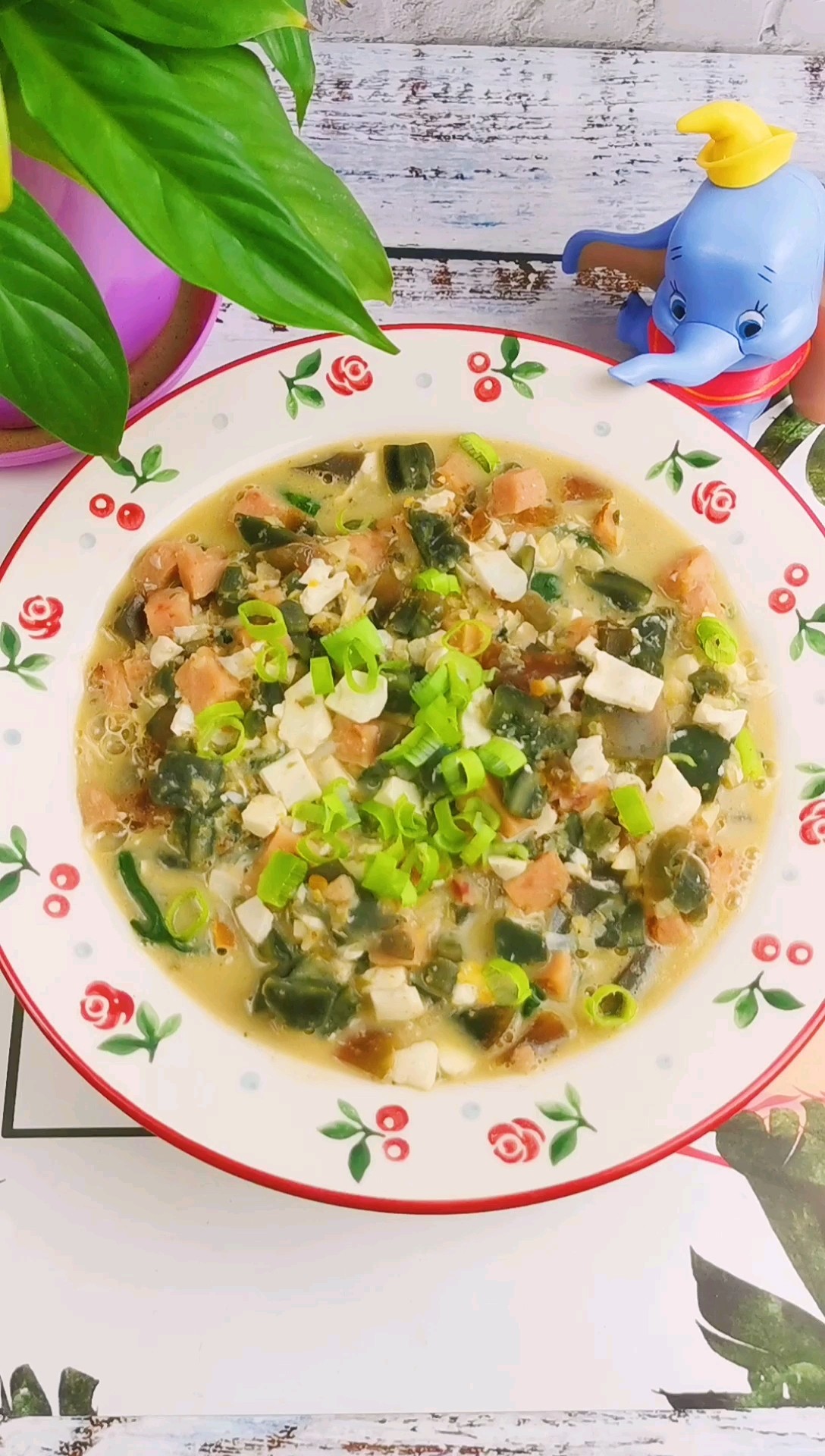 上湯菠菜的做法-咸鮮味煮菜譜