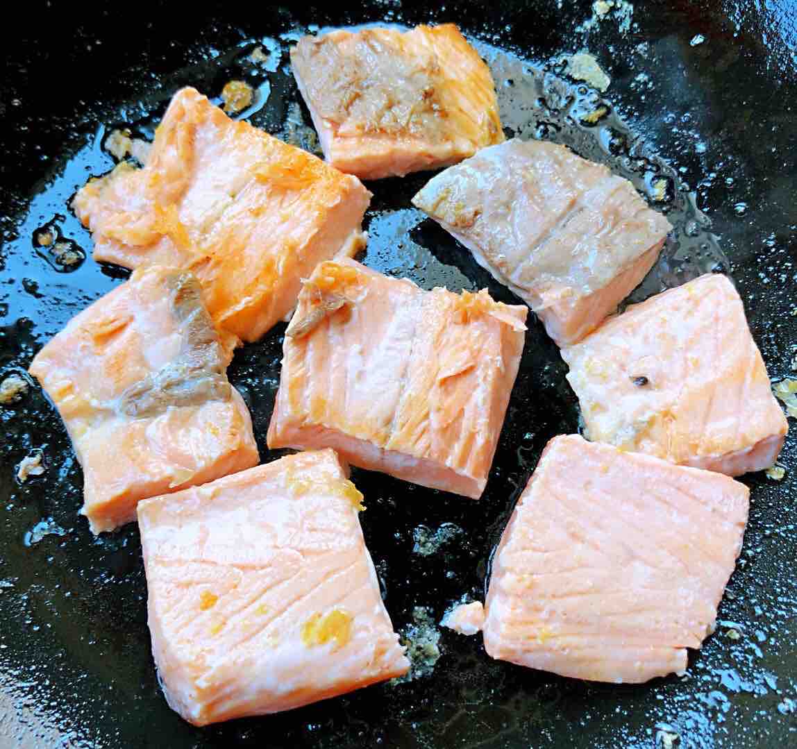 照燒三文魚煎豆腐的做法-家常味煎菜譜-易網健康養生網 照燒三文魚煎豆腐的做法-家常味煎菜譜