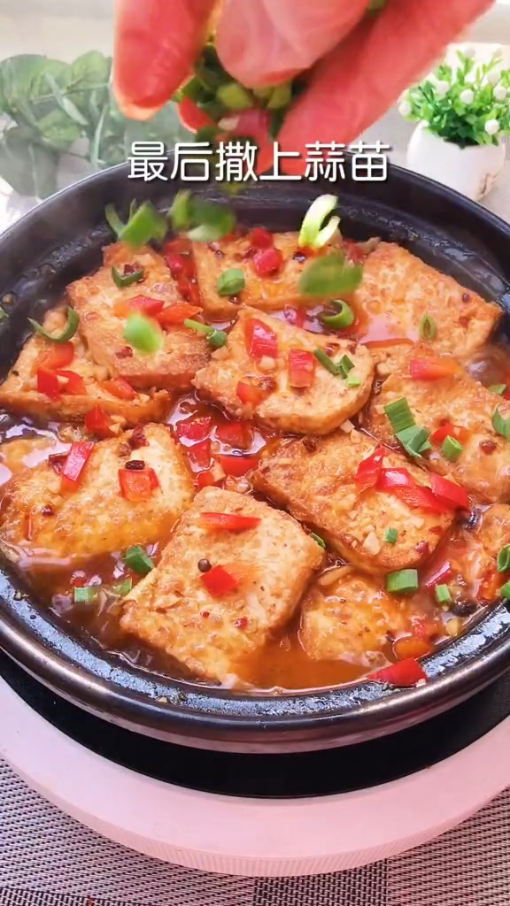 白菜燉豆腐的做法-家常味炒菜譜