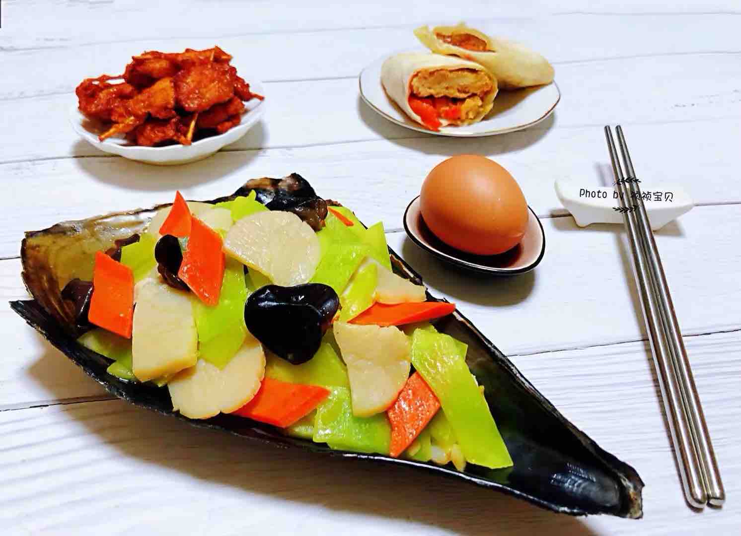 帶子炒萵筍胡蘿卜木耳的做法-咸鮮味炒菜譜-易網健康養生網 帶子炒萵筍胡蘿卜木耳的做法-咸鮮味炒菜譜