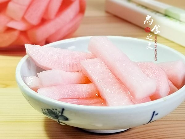 春天里要做好看的泡菜—胭脂蘿卜的做法-酸甜味腌菜譜