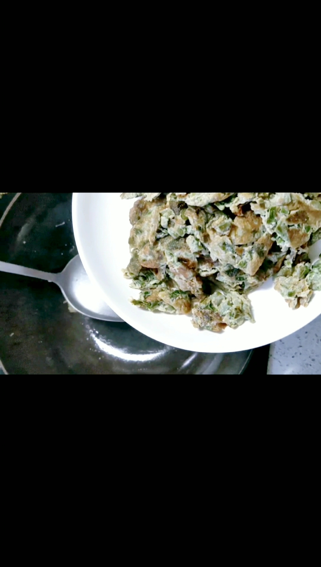 香椿芽炒蛋--春天來了的做法-咸鮮味炒菜譜