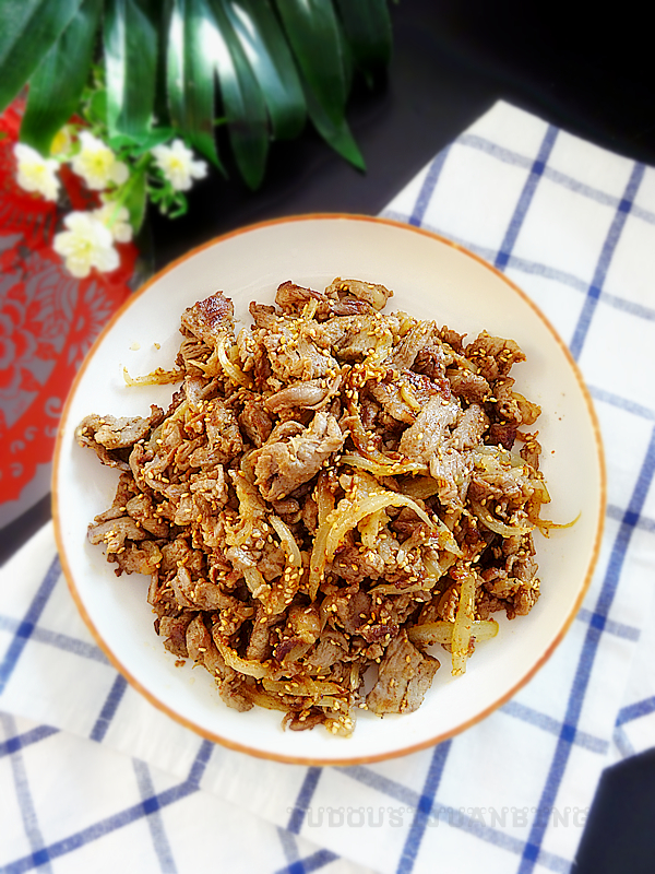 蔥香牛肉的做法-蔥香味炒菜譜-易網健康養生網 蔥香牛肉的做法-蔥香味炒菜譜
