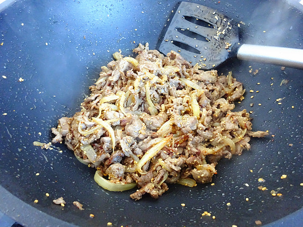 蔥香牛肉的做法-蔥香味炒菜譜-易網健康養生網 蔥香牛肉的做法-蔥香味炒菜譜