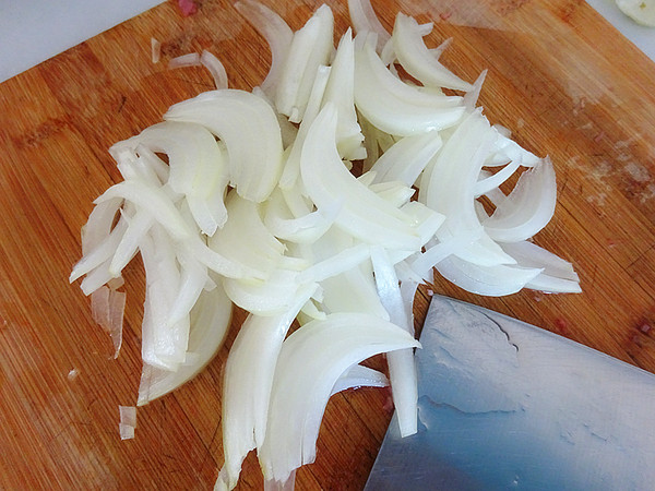 蔥香牛肉的做法-蔥香味炒菜譜-易網健康養生網 蔥香牛肉的做法-蔥香味炒菜譜