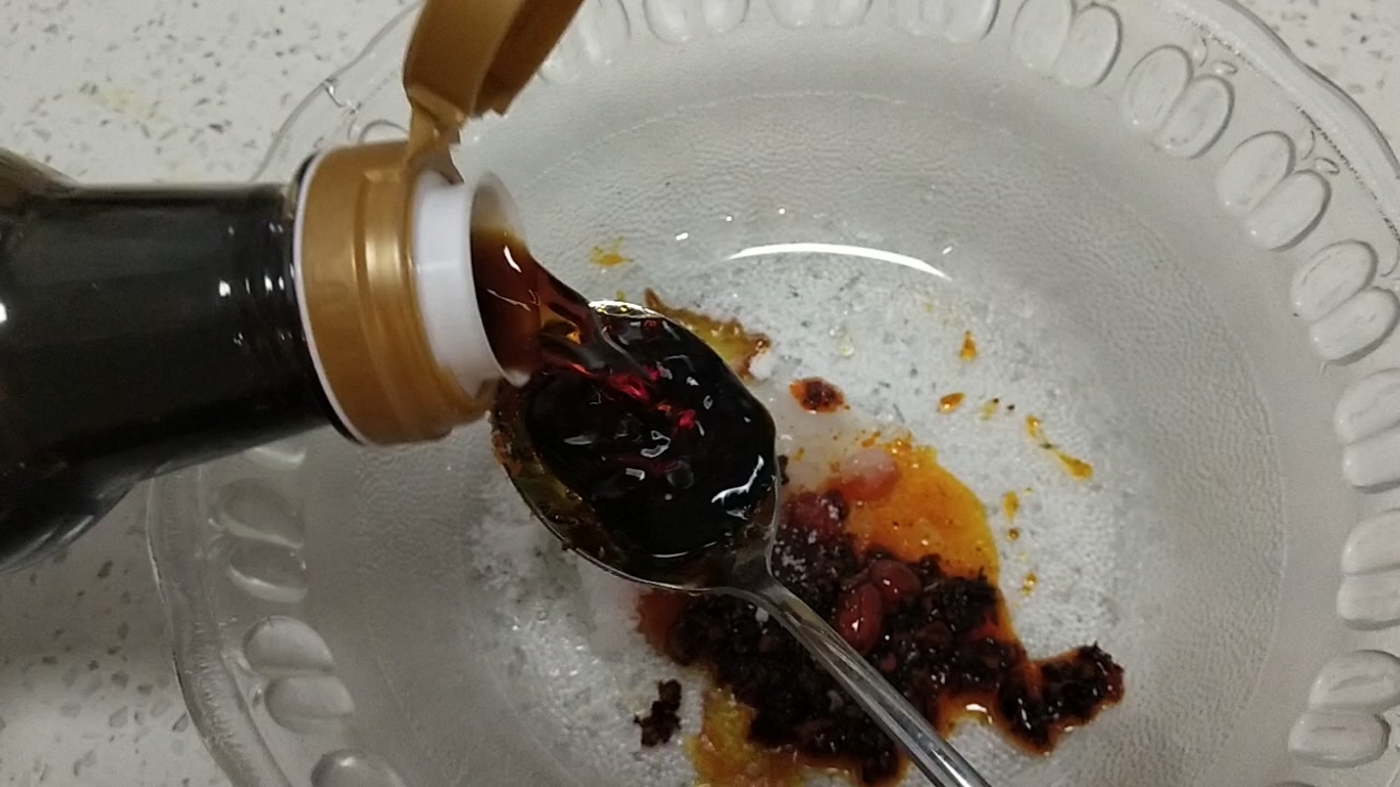 酸香筋道火鍋粉的做法-酸辣味拌菜譜-易網健康養生網 酸香筋道火鍋粉的做法-酸辣味拌菜譜