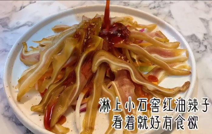 紅油豬耳的做法-香辣味拌菜譜